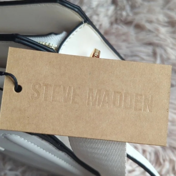 ❌SOLD❌TikTok Viral 🎥 Steve Madden Bevelyn Bag, Vanilla - Picture 8 of 10